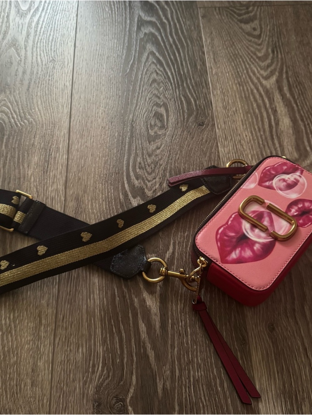 Marc Jacobs Pink Lip-Print Snapshot Crossbody with Gold Hardware